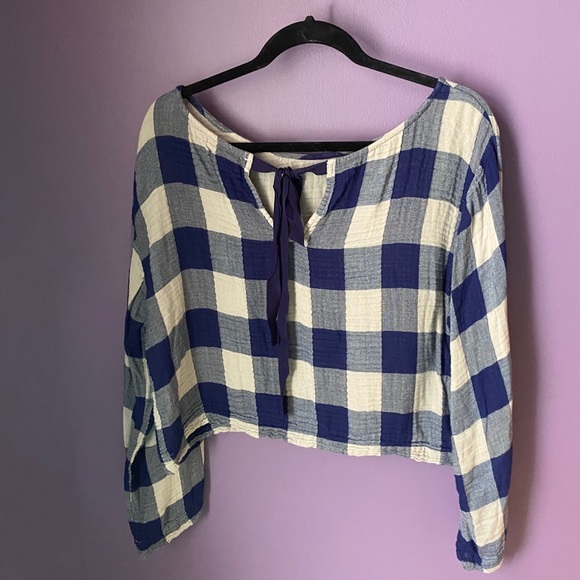 Checkered flowy top - Picture 3 of 3